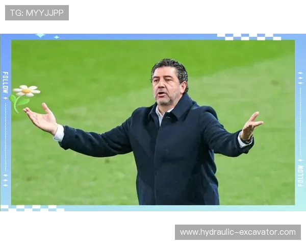 欧冠半场战况 佩利斯特里错失良机 帕纳辛纳科斯暂时与流浪者0-0平